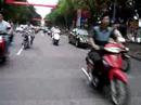 Crossing Hanoi traffic movie